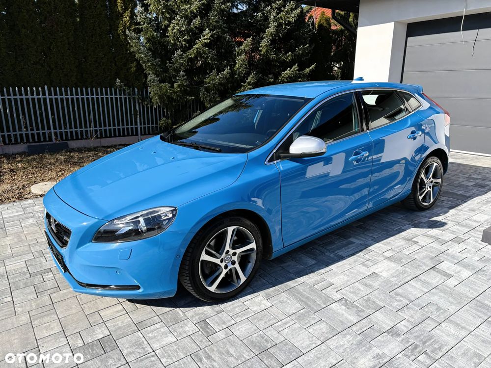 Volvo V40 D4 Geartronic RDesign - 2