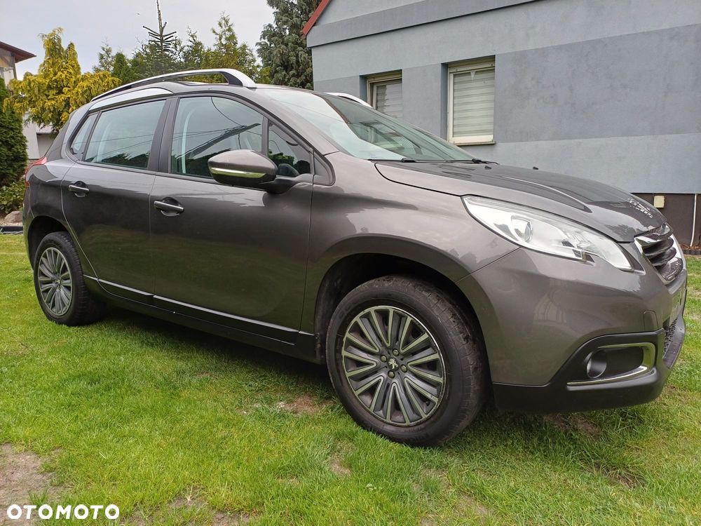 Peugeot 2008 PureTech 110 Style - 4