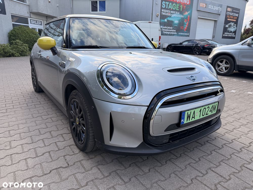 MINI Cooper SE Essential Trim - 5