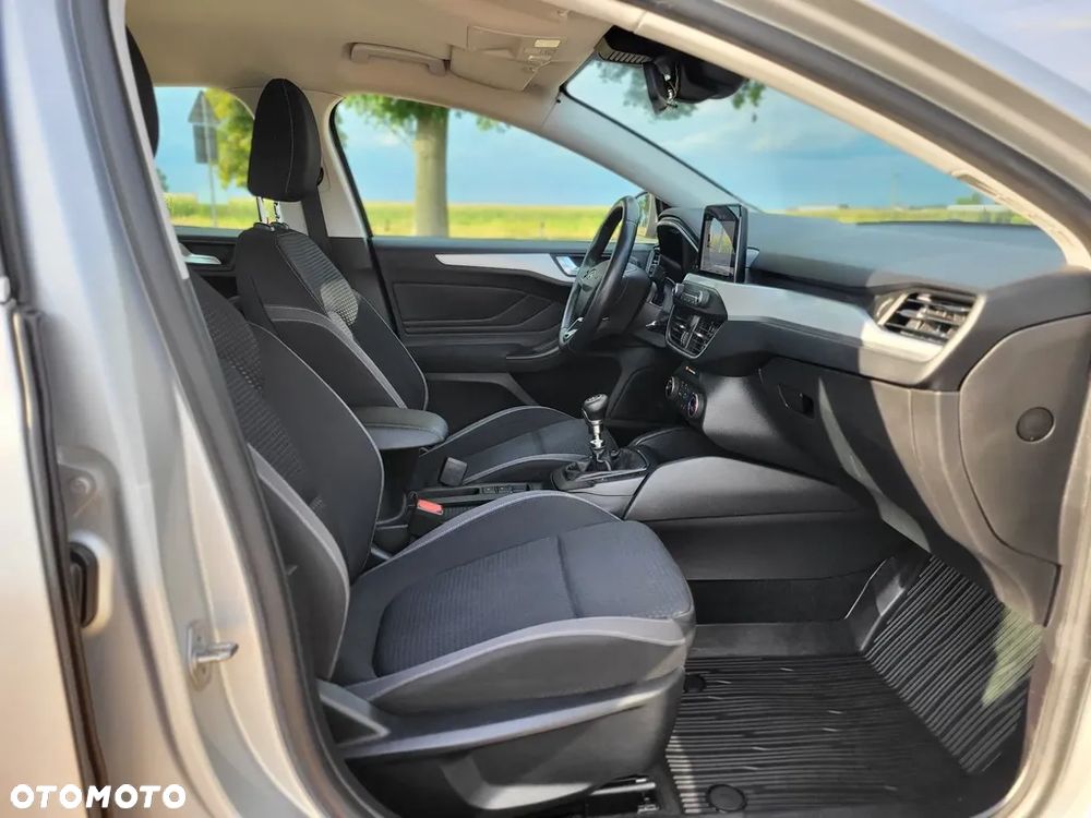 Ford Focus 1.0 EcoBoost Trend Edition - 15