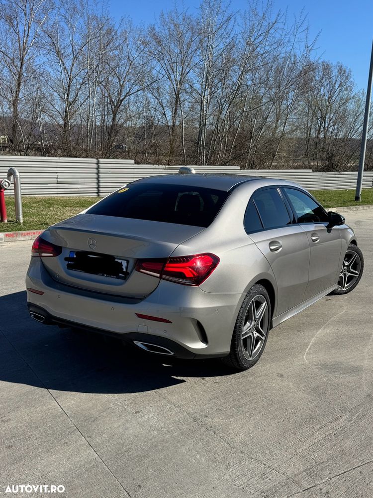 Mercedes-Benz A 180 d 7G-DCT AMG Line - 3