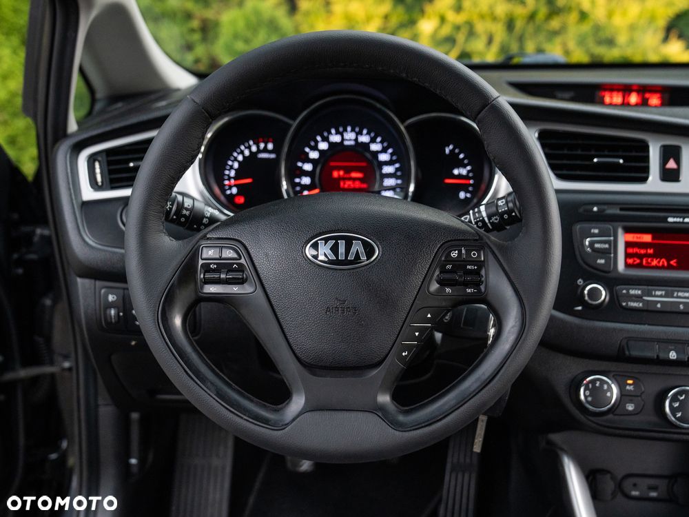 Kia Ceed 1.6 GDI Spirit - 31