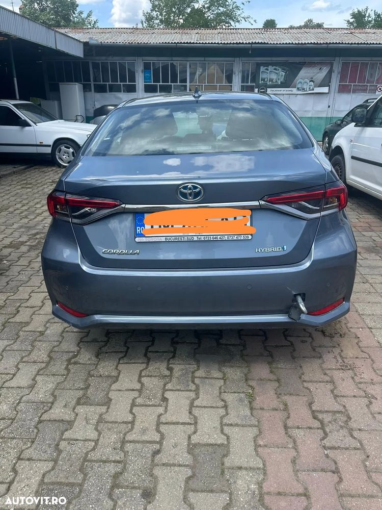 Toyota Corolla - 2