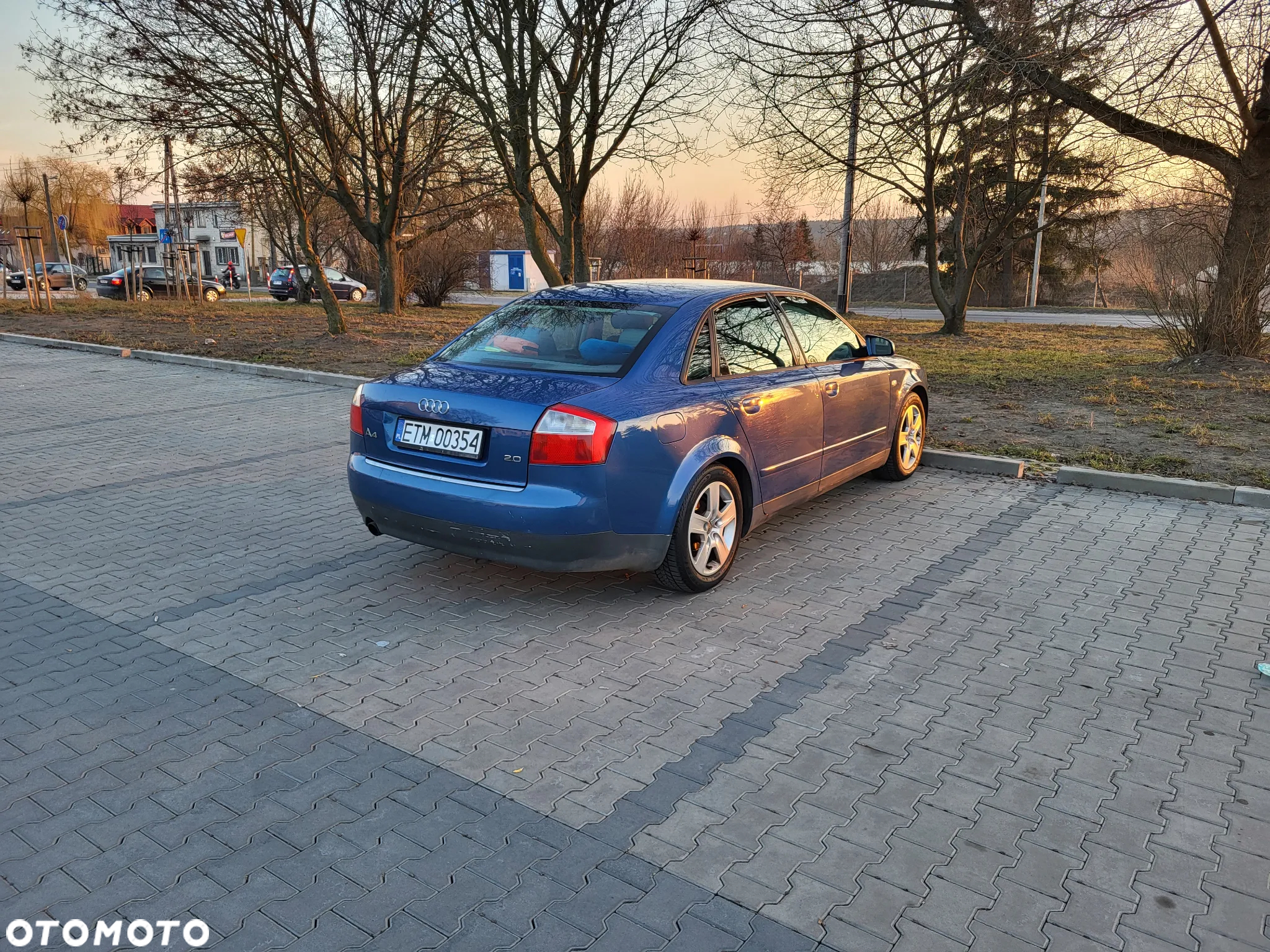 Audi A4 2.0 - 7