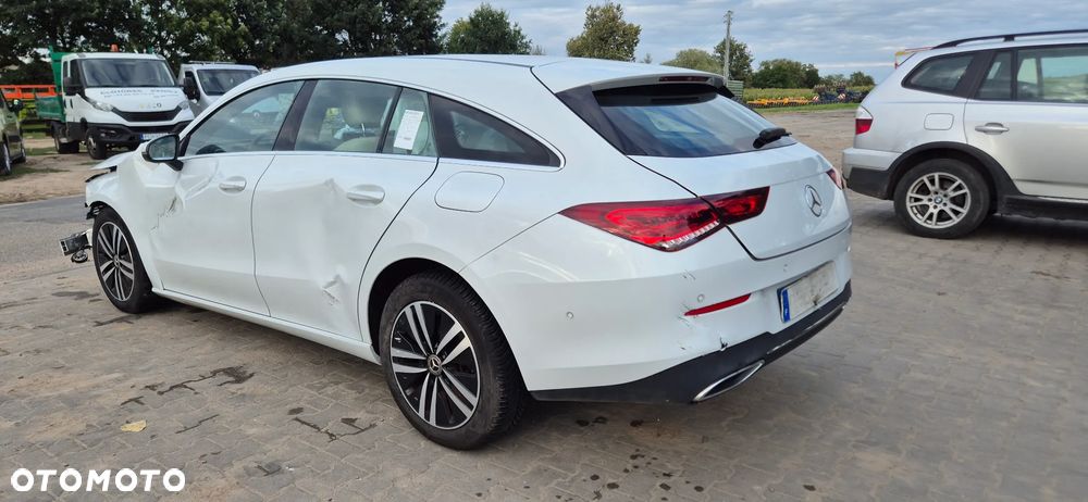 Mercedes-Benz CLA 180 - 9