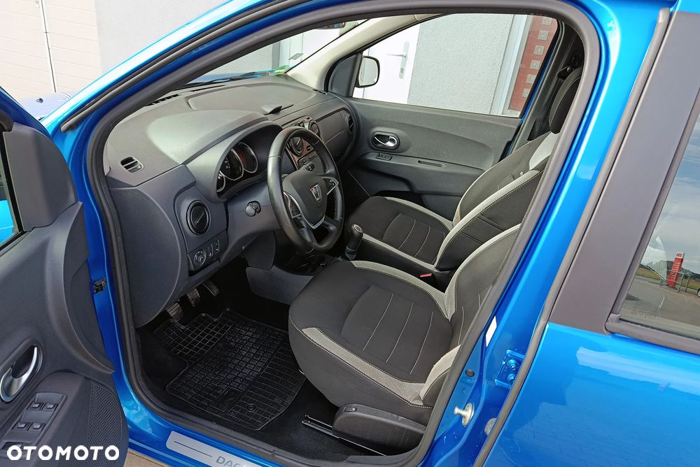 Dacia Lodgy SCe 100 Stepway - 20