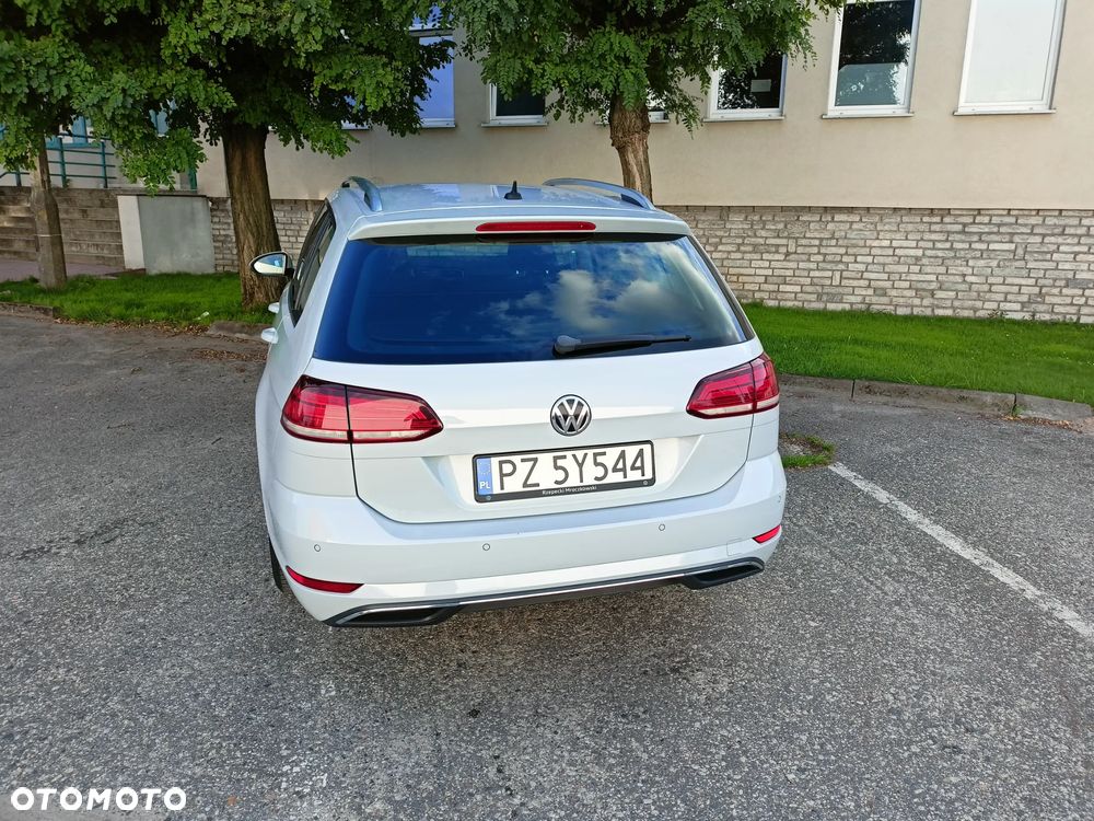 Volkswagen Golf 1.6 TDI SCR DSG Comfortline - 12
