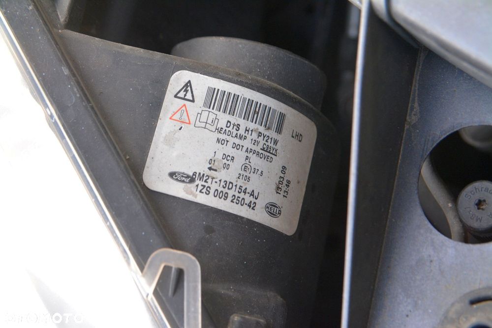 Ford S-Max - 36