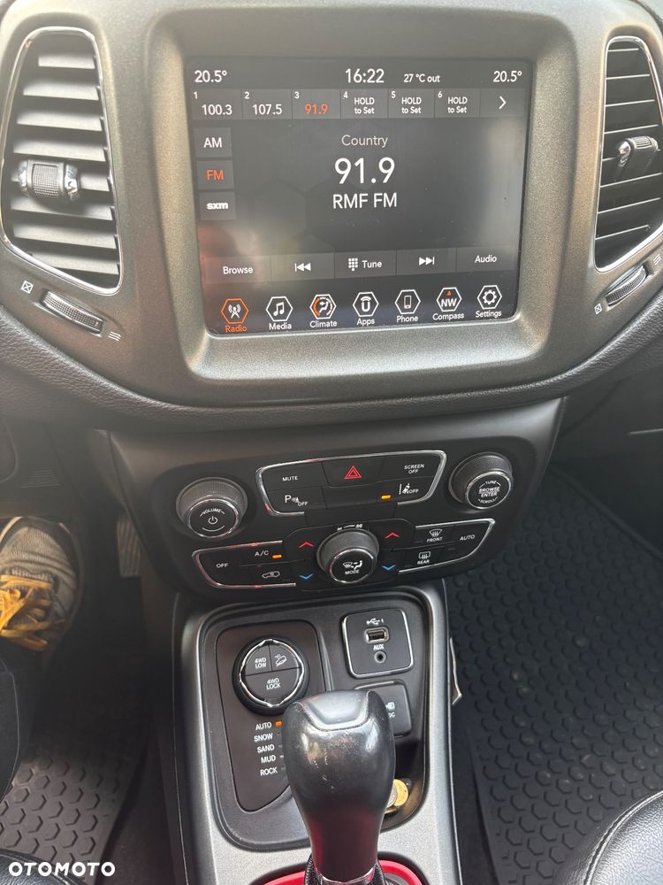 Jeep Compass - 15