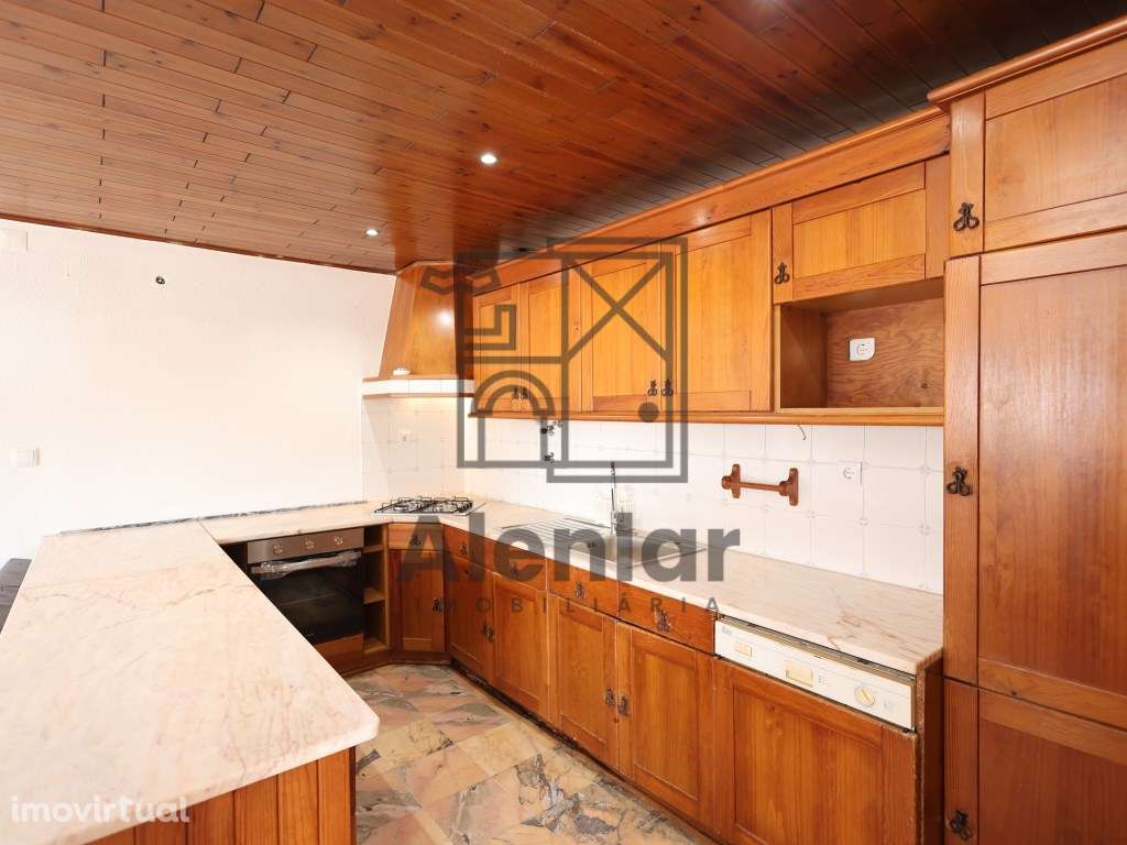 Moradia Equipada em Alenquer, para arrendamento - Grande imagem: 3/30