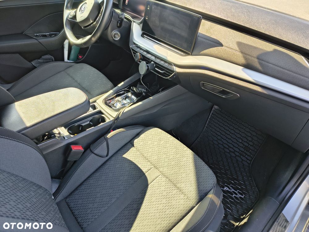 Skoda Octavia 2.0 TDI Style DSG - 11