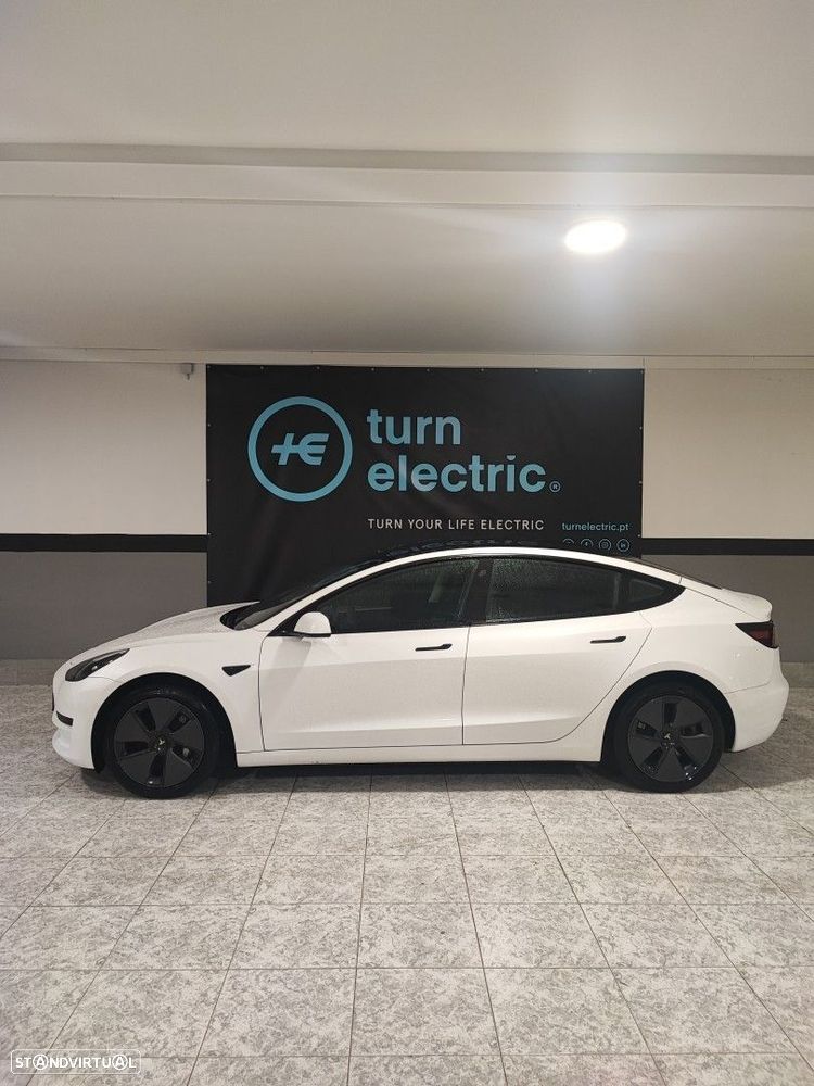 Tesla Model 3 Standard Range Plus RWD - 1