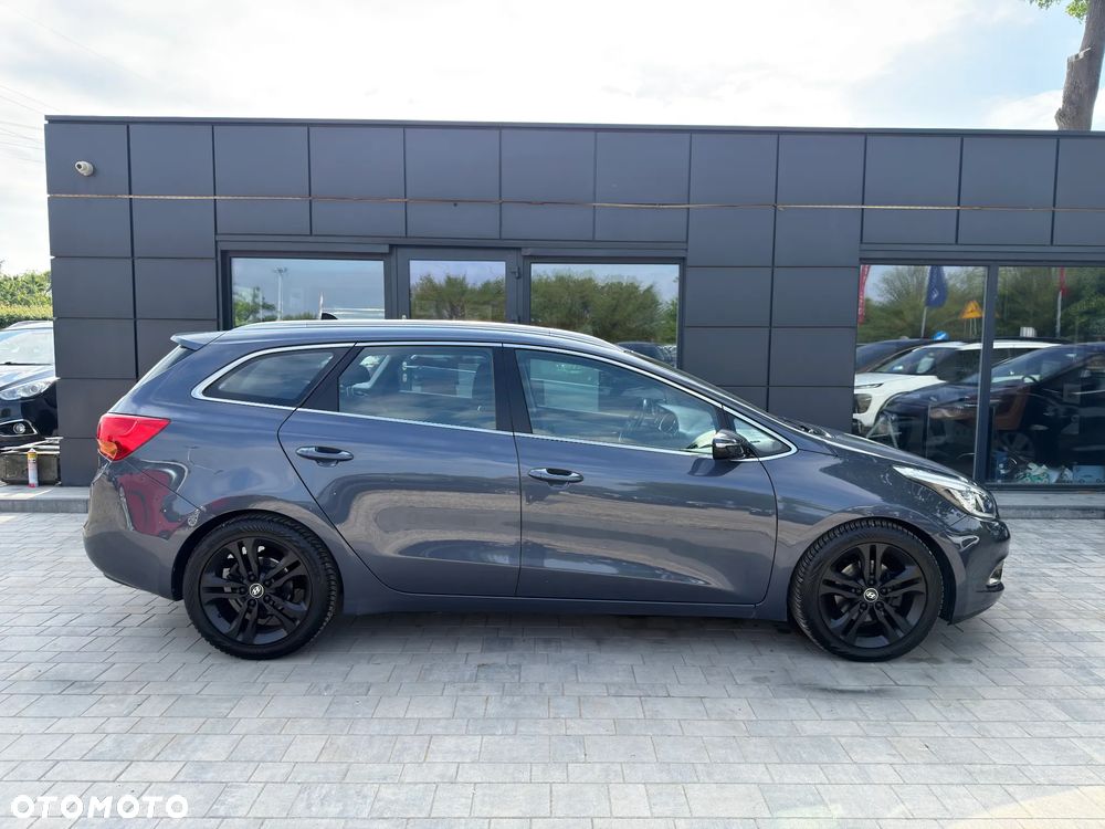 Kia Ceed 1.6 CVVT ISG Spirit - 16