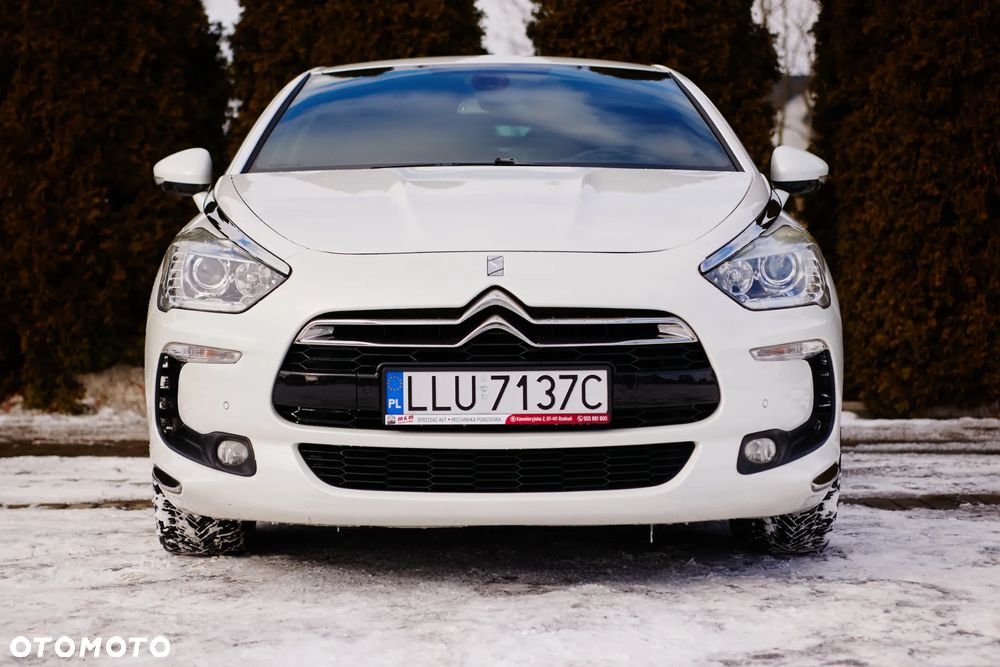 Citroën DS5 Hybrid4 EGS6 SportChic - 11