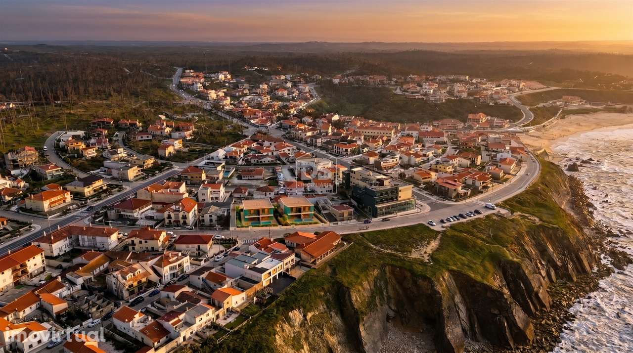 Moradia T3 SÃO PEDRO DE MOEL — Onde o Atlântico encontra o seu refúgio - Grande imagem: 3/37