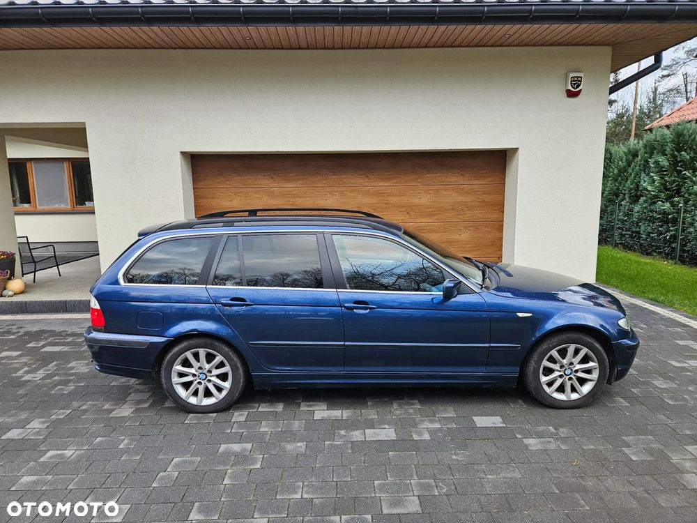 BMW Seria 3 318i - 3