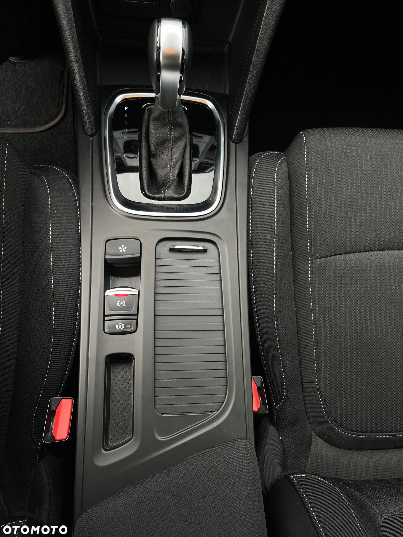 Renault Megane E-TECH Plug-in Hybrid 160 E-Tech engineered - 22