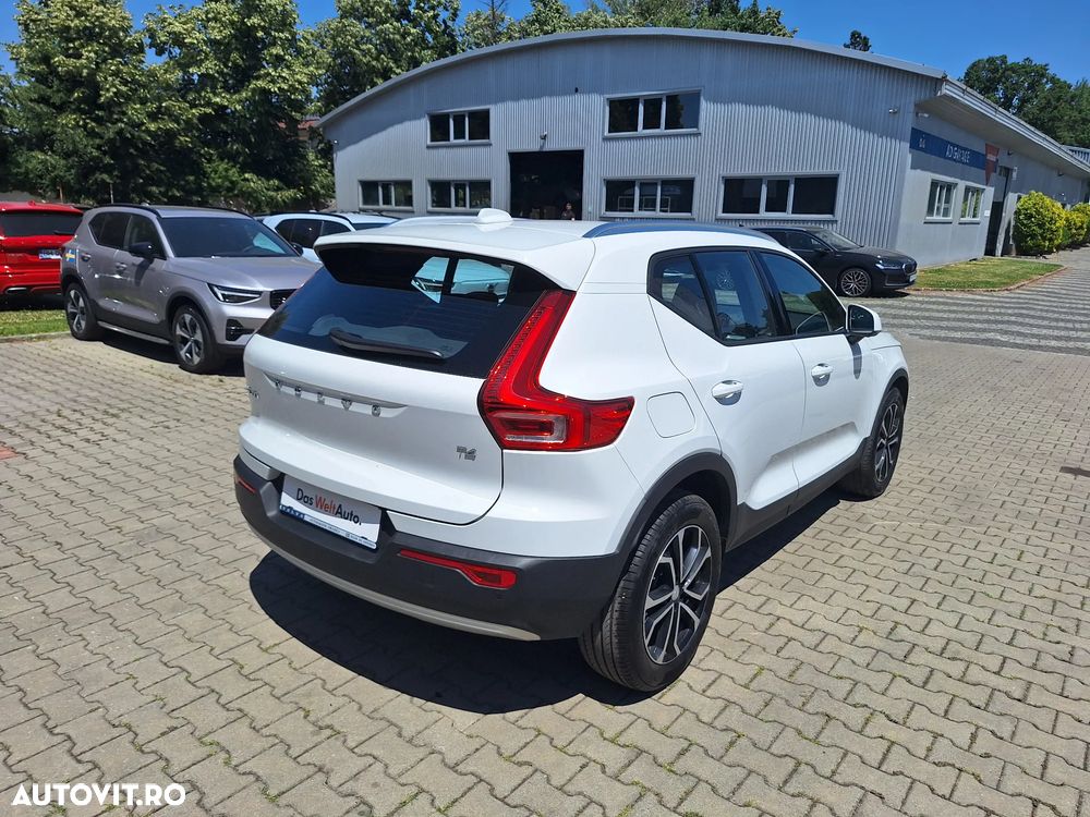 Volvo XC 40 T4 Geartronic Momentum Pro - 14