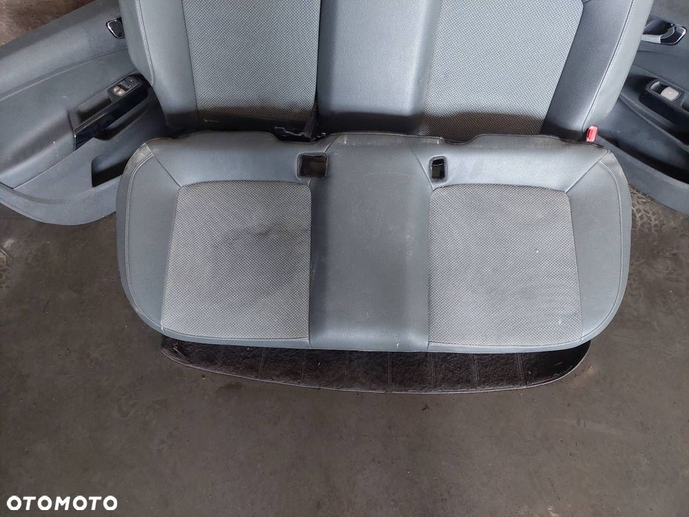 KOMPLET FOTELI LEWY PRAWY PRZÓD + KANAPA TYŁ + BOCZKI OPEL CORSA D HB 5D - 3