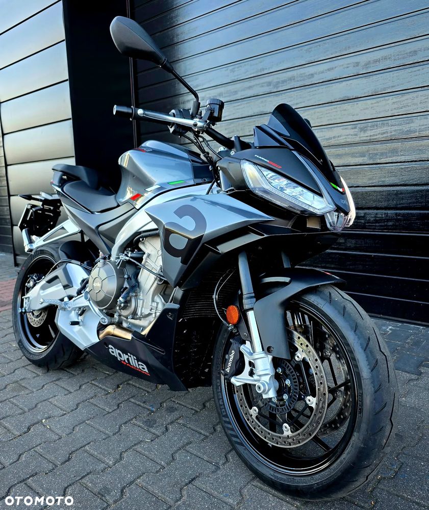 Aprilia Tuono - 7