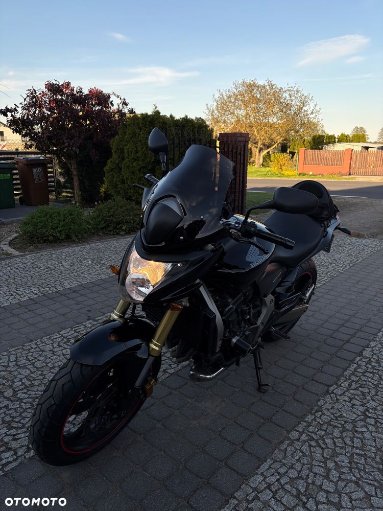 Honda Hornet - 11