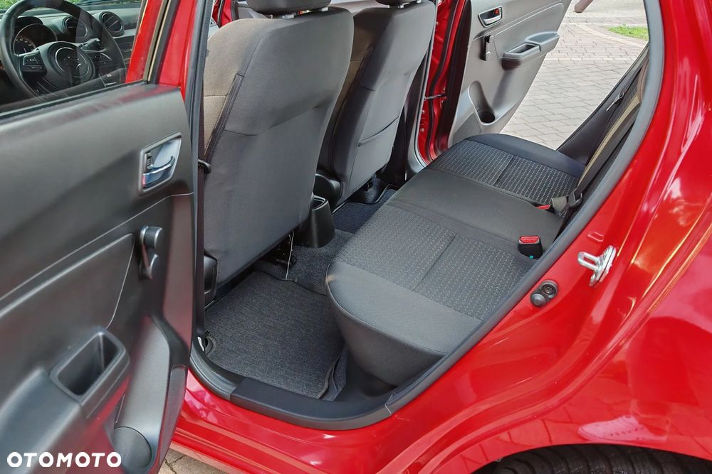Suzuki Swift 1.2 Dualjet SHVS Premium Plus - 13