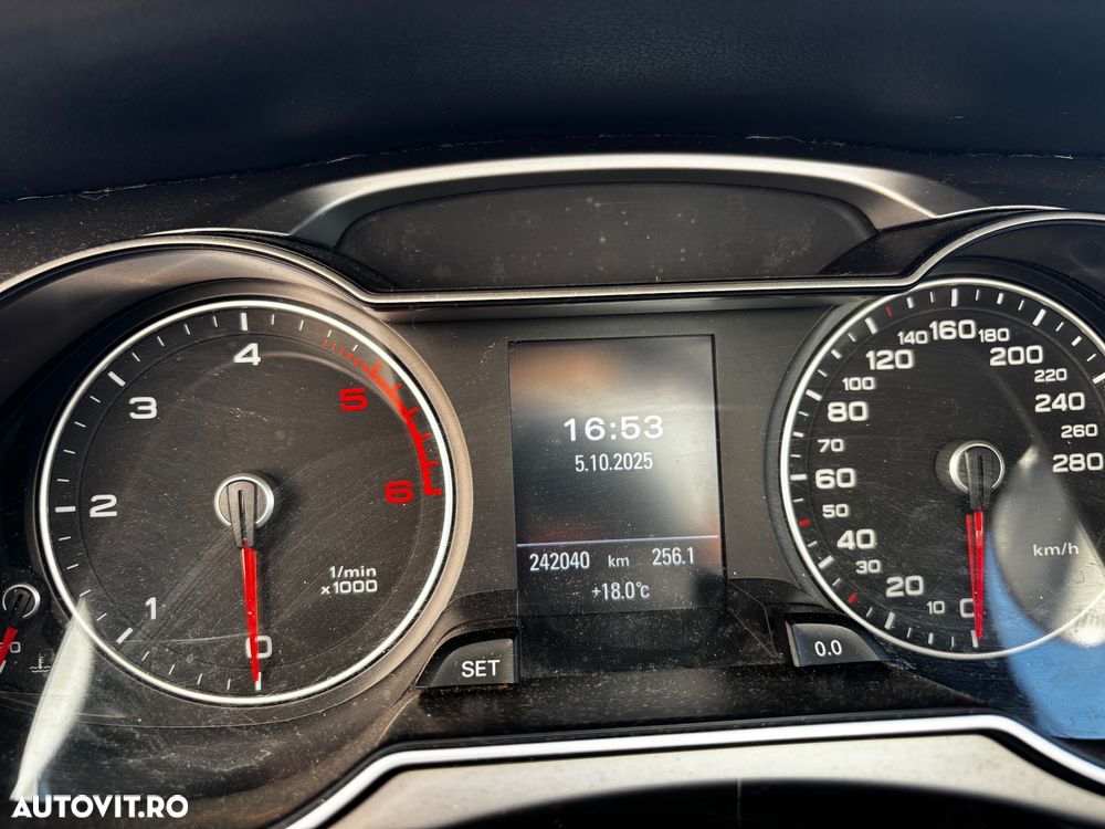 Audi A4 Avant 2.0 TDI DPF multitronic Ambition - 8