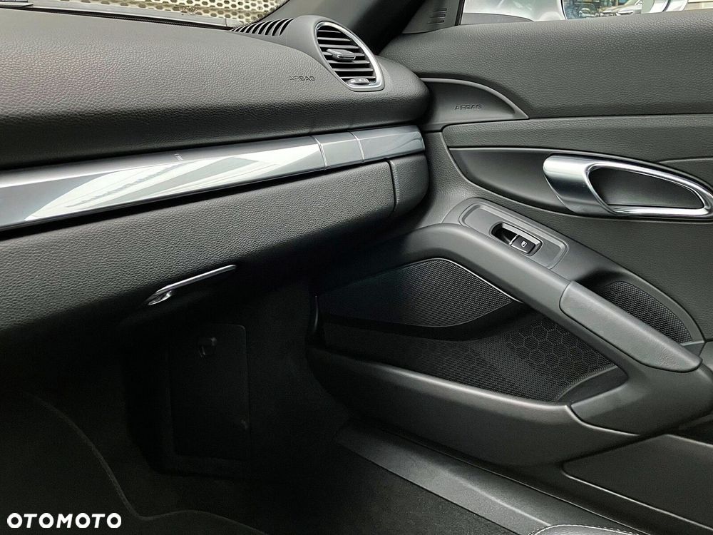 Porsche 718 Boxster - 17