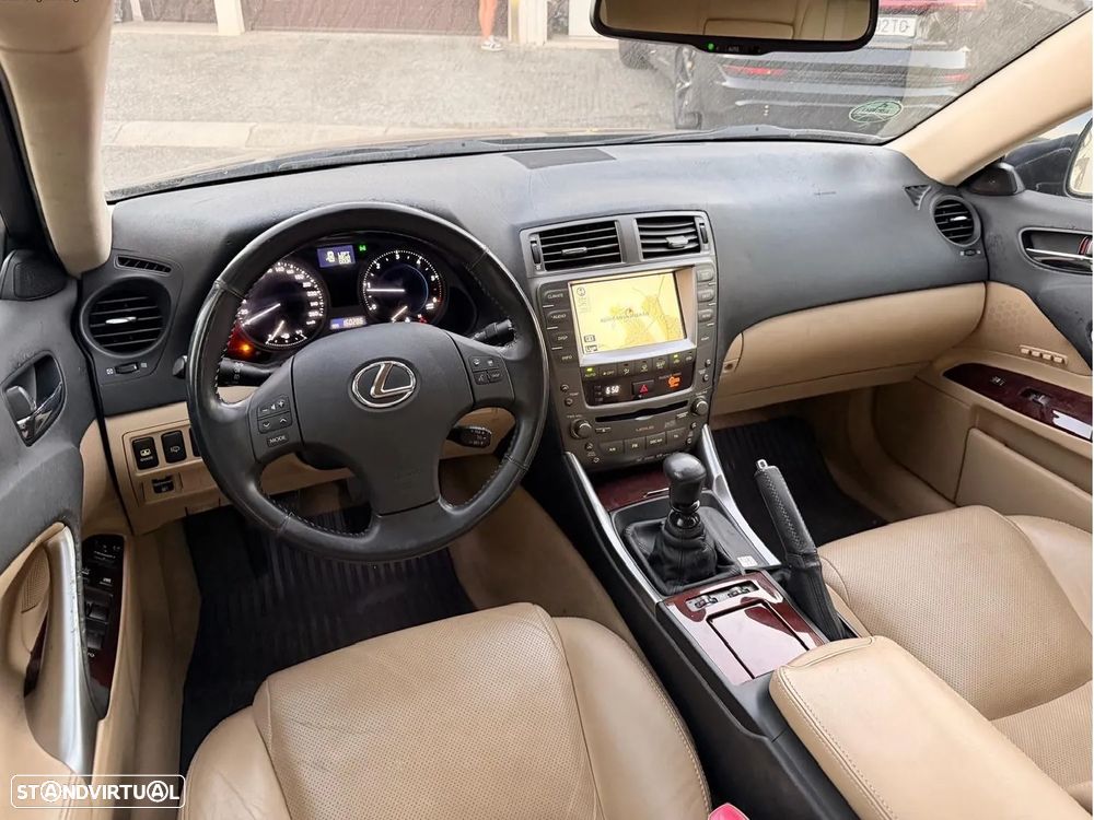 Lexus IS 300 - 4