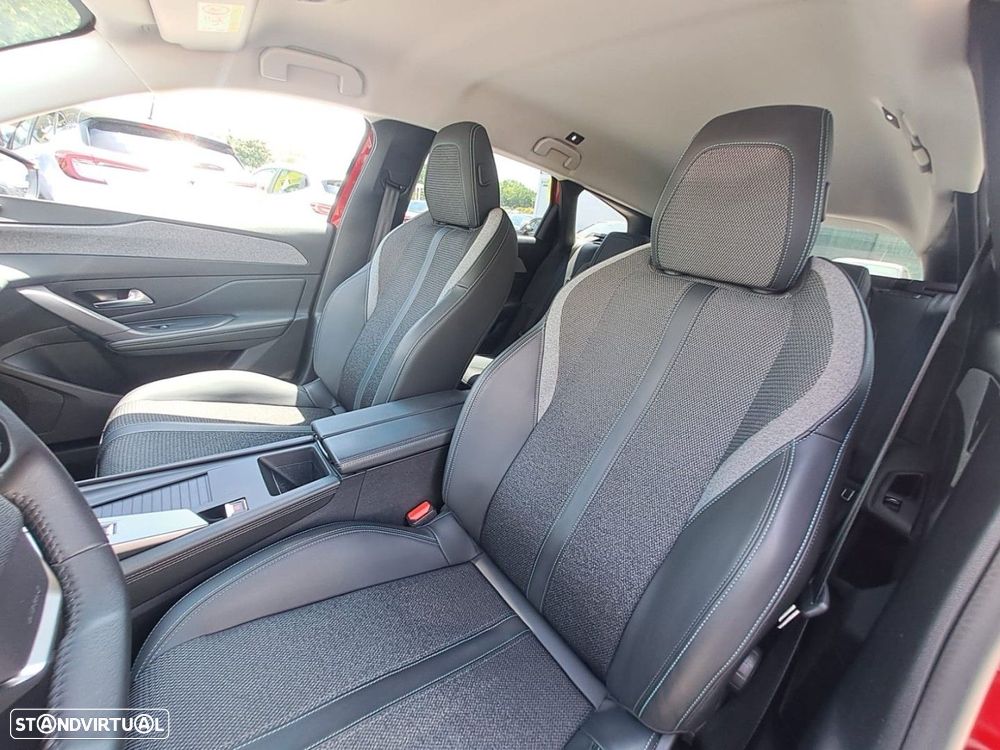 Peugeot 308 SW 1.2 PureTech Allure Pack EAT8 - 13