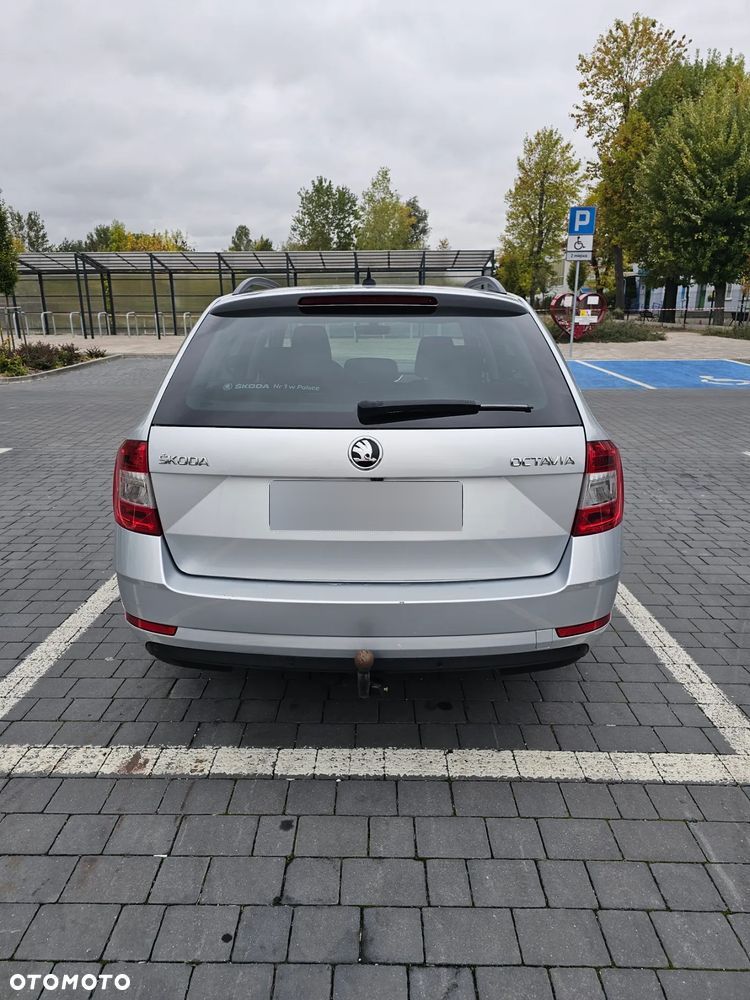 Skoda Octavia 1.5 TSI ACT Style - 9