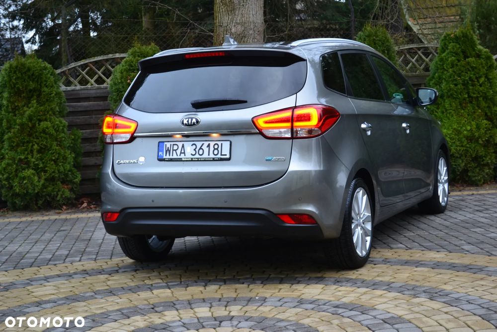 Kia Carens 1.7 CRDi Business Line 7os 7DCT - 10