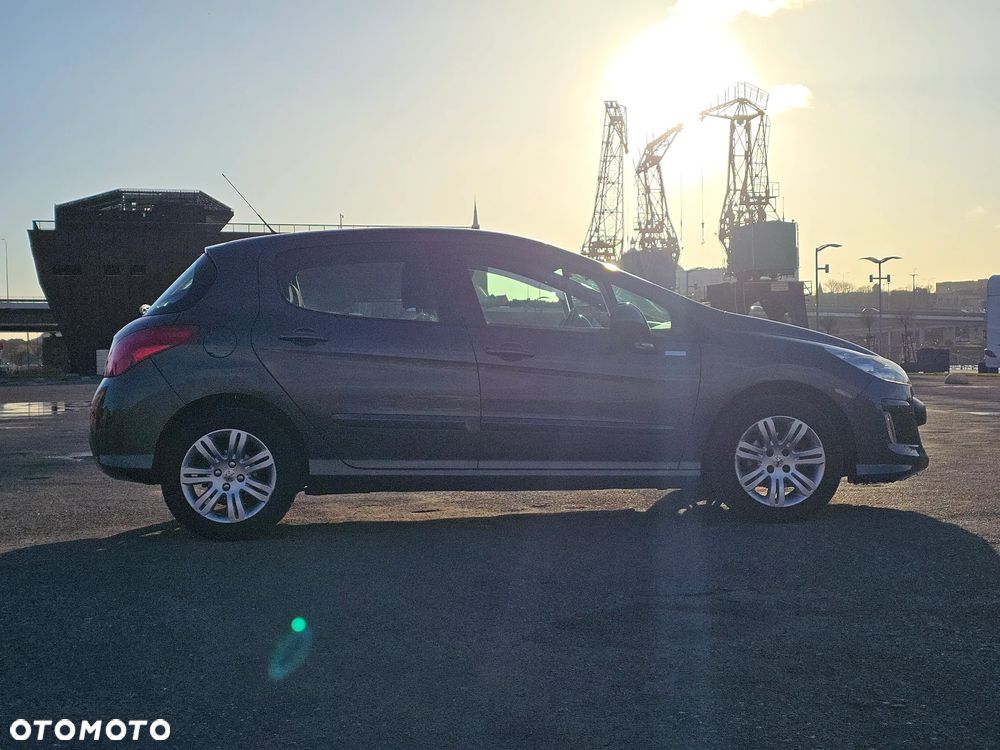 Peugeot 308 1.6 HDi Trendy - 24