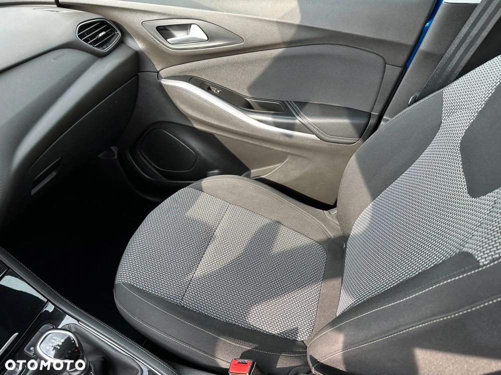 Opel Grandland X - 17