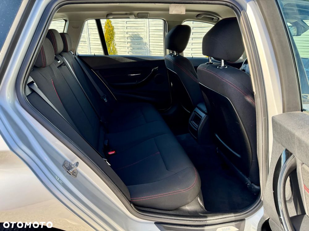 BMW Seria 3 316d Sport Line - 17
