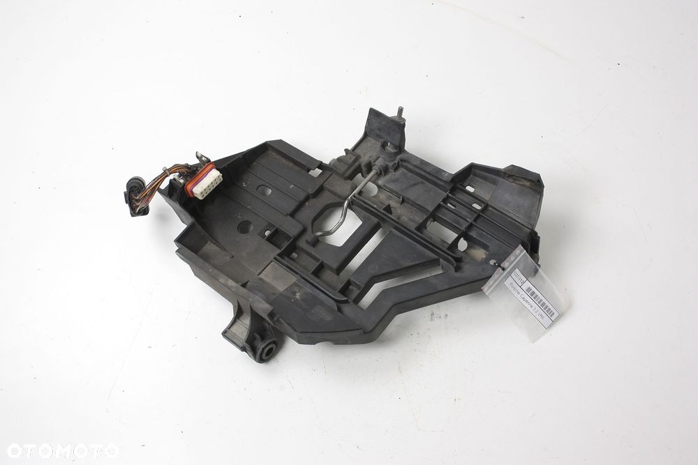 UCHWYT MOCOWANIE REFLEKTORA Porsche Cayenne 3.2 VR6 02-10 - 1