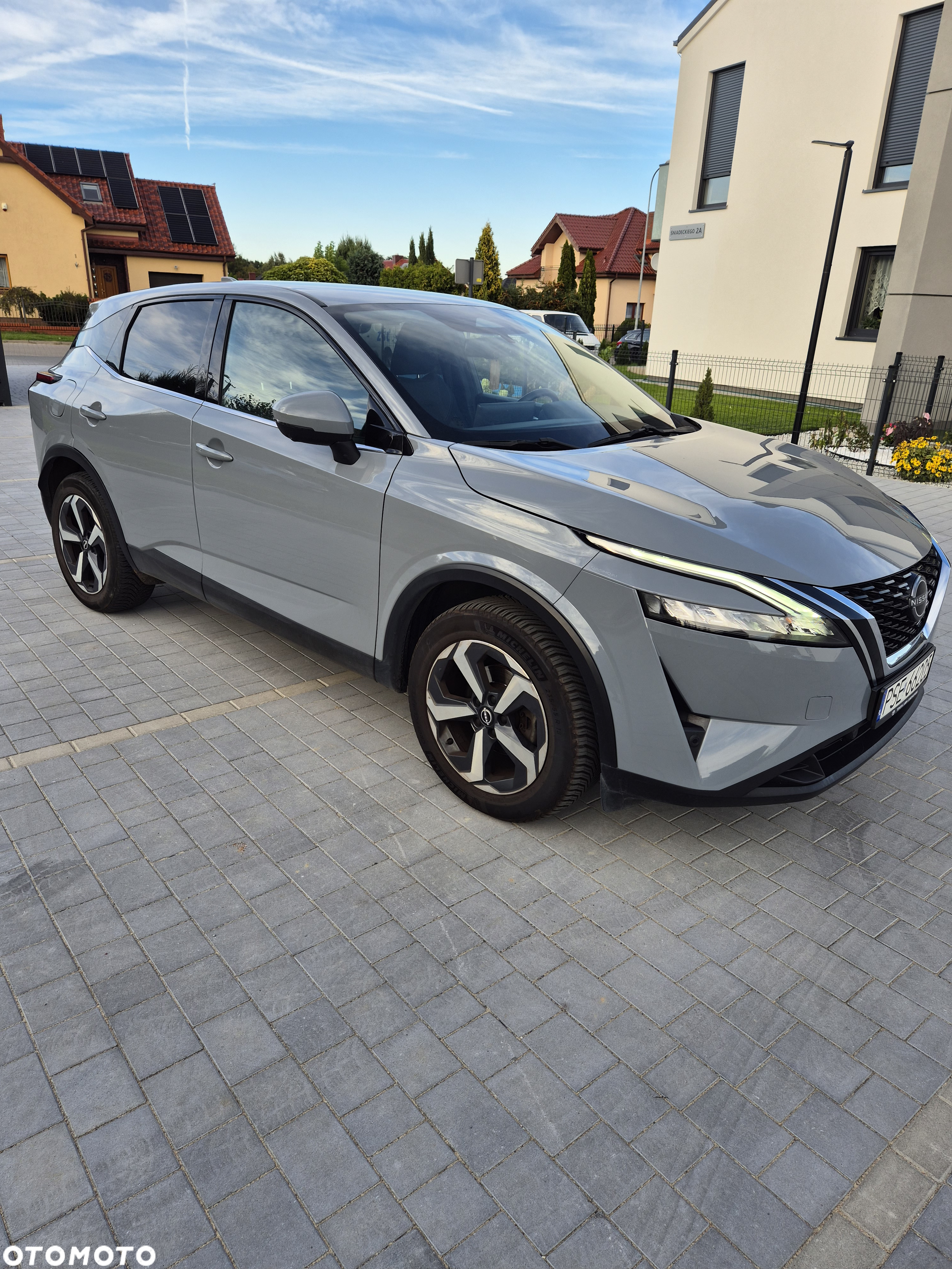 Nissan Qashqai 1.3 DIG-T N-Connecta - 18