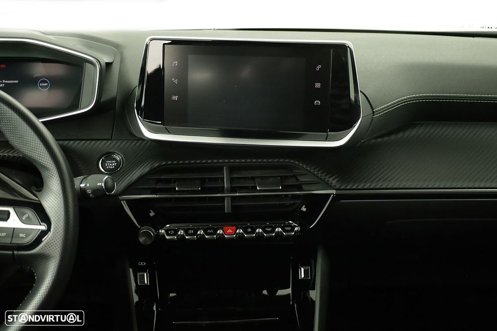 Peugeot e-2008 50 kWh GT - 10