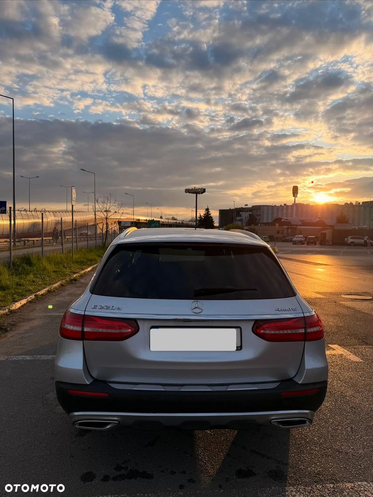 Mercedes-Benz Klasa E 220 d 4-Matic AMG - 3
