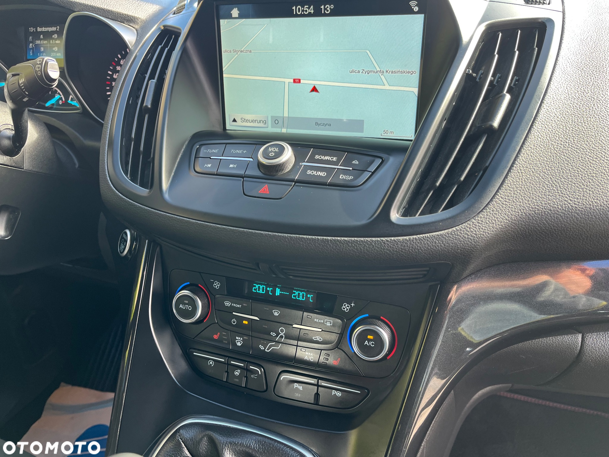 Ford Kuga 1.5 EcoBoost 2x4 ST-Line - 26