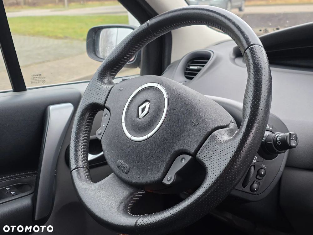 Renault Scenic 1.6 16V Emotion - 16