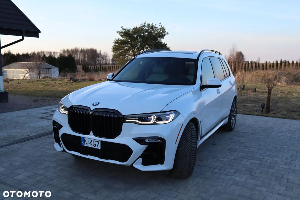 BMW X7 M50i sport - 4