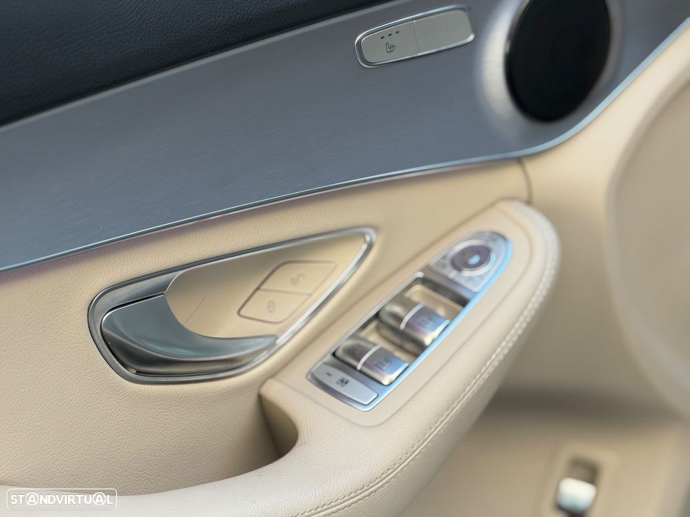 Mercedes-Benz C 300 de 4Matic T 9G-TRONIC Avantgarde - 12
