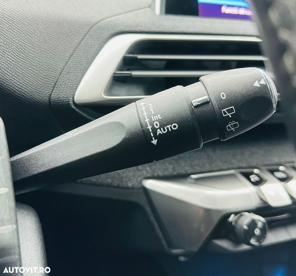 Peugeot 5008 1.2 Puretech Turbo s&s Allure - 30