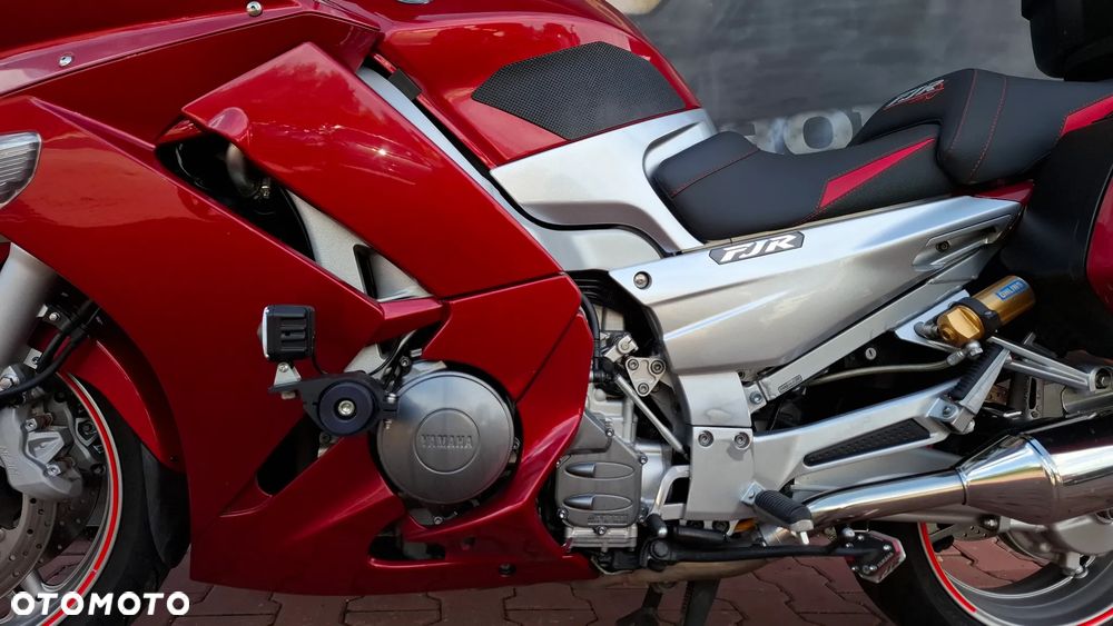 Yamaha FJR - 13
