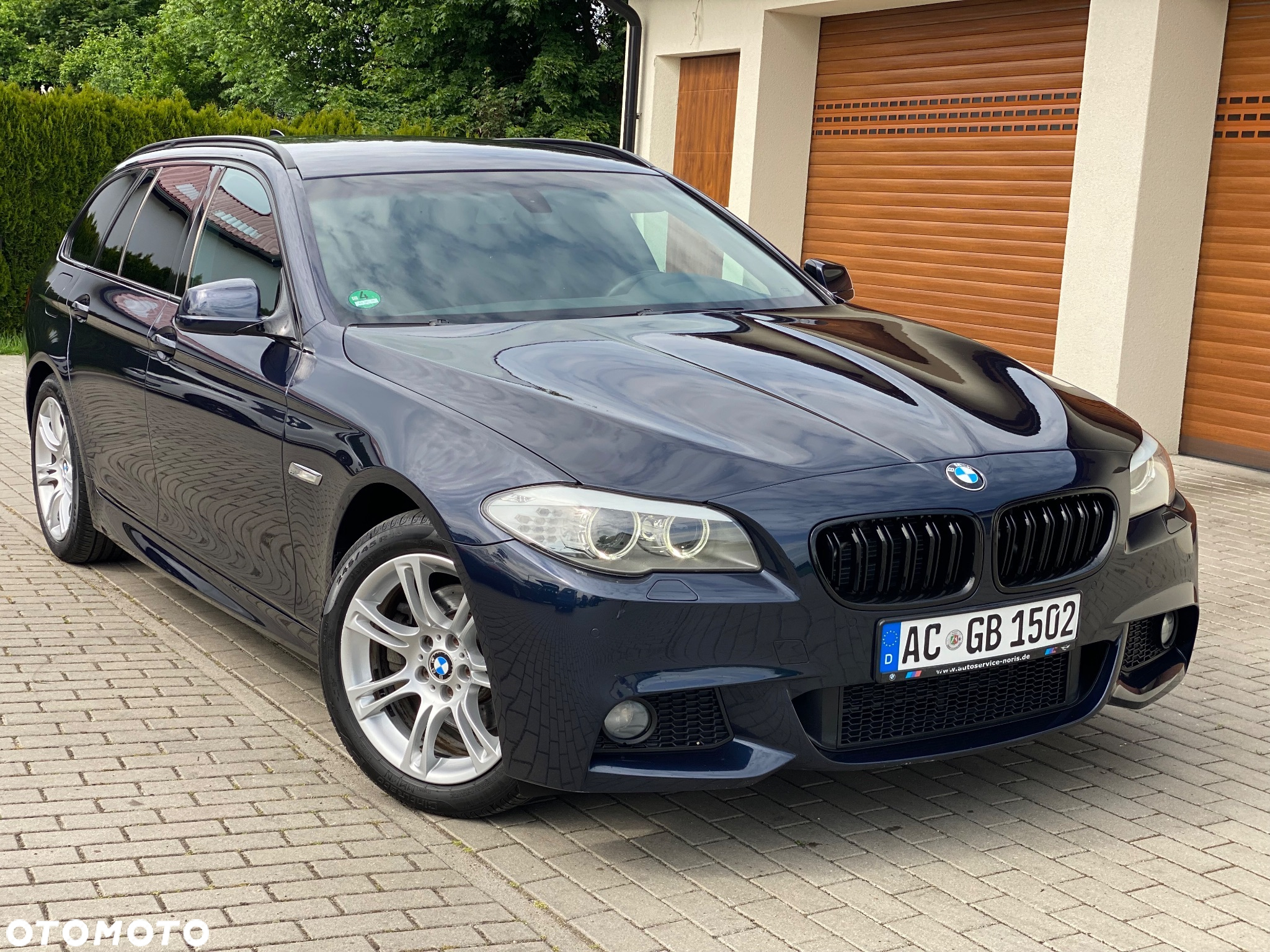 BMW Seria 5 520d Touring Sport-Aut - 35