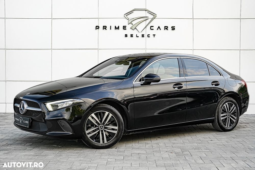 Mercedes-Benz A 250 e Sedan 8G-DCT Edition 2021 - 23