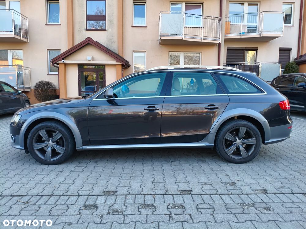 Audi A4 Allroad - 8
