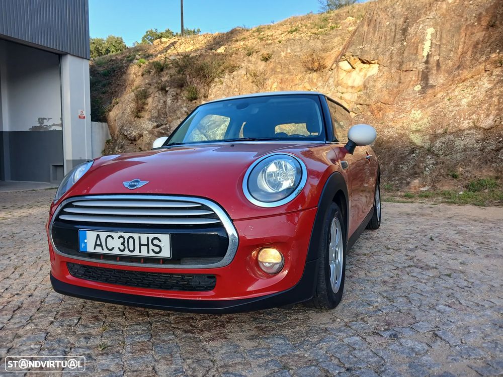 MINI 3 Portas Cooper D - 3
