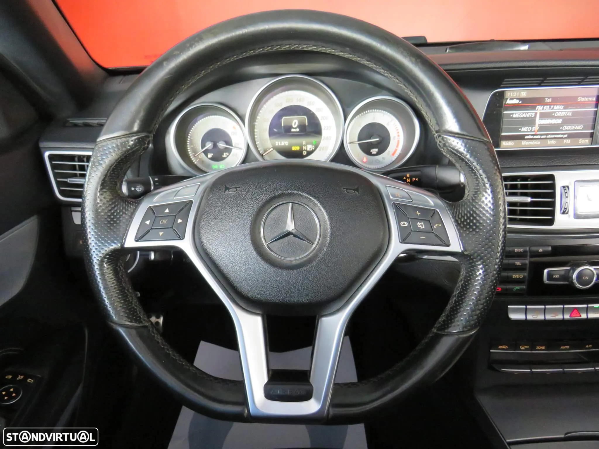 Mercedes-Benz E 220 CDi BlueEfficiency Auto - 22